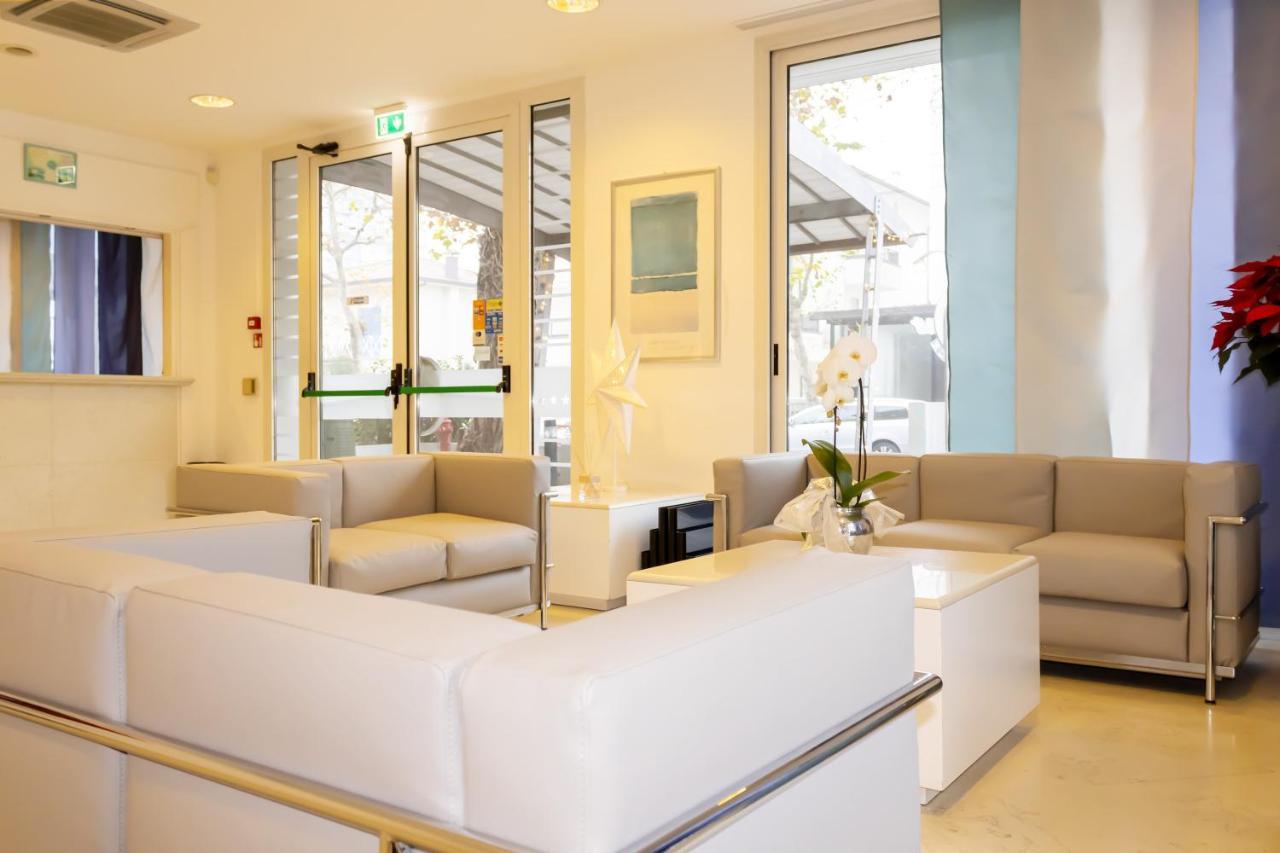 Residence Marittimo Riccione Exteriér fotografie